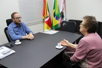 Câmara recebe representante da associação dos artesãos