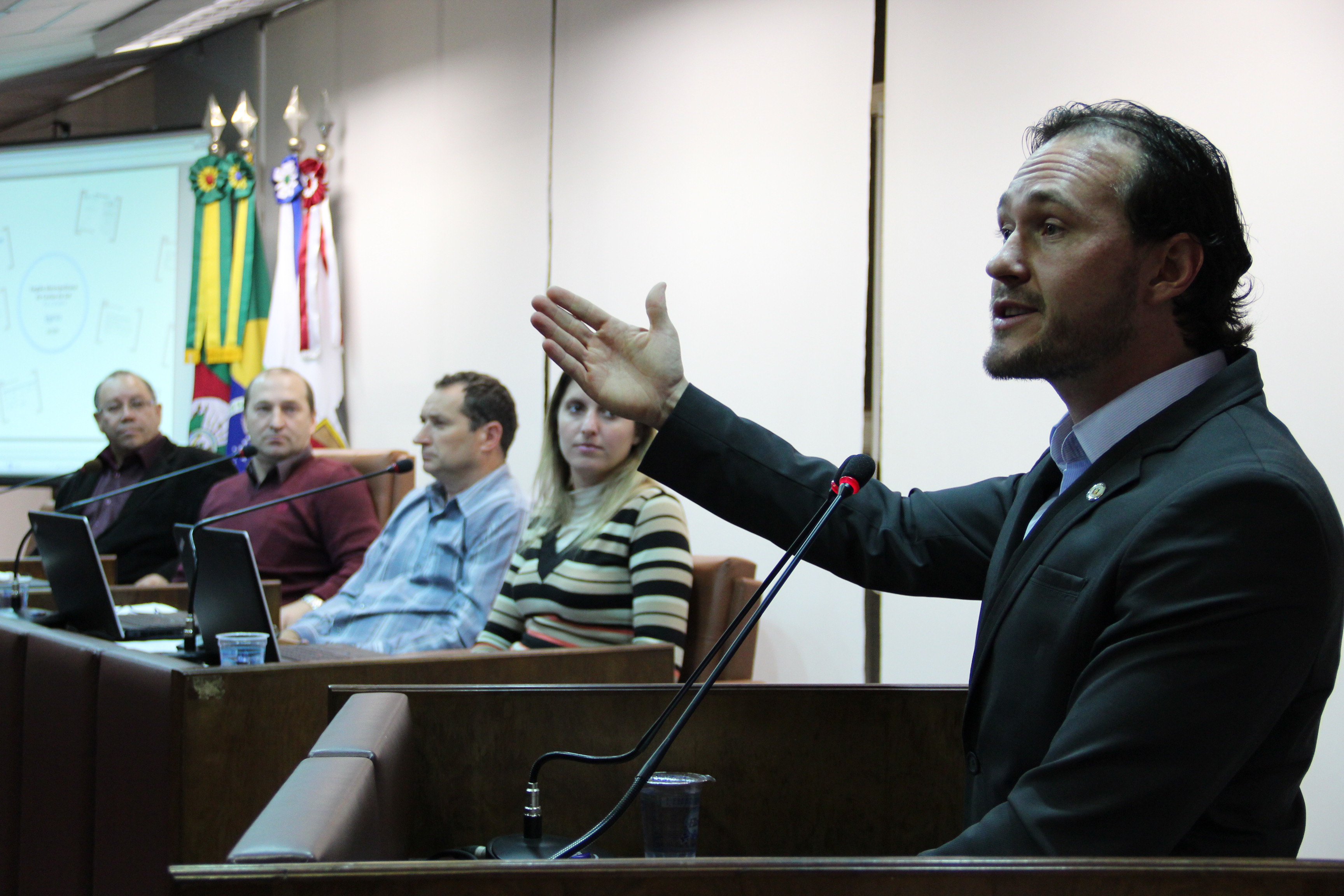 Deputado fala sobre projeto que cria região metropolitana na Serra