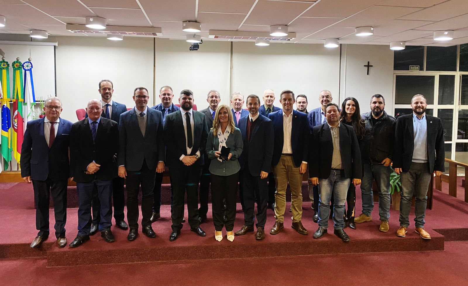 Escola Mestre Santa Bárbara recebe Medalha Mérito Educacional Professor Júlio Lorenzoni