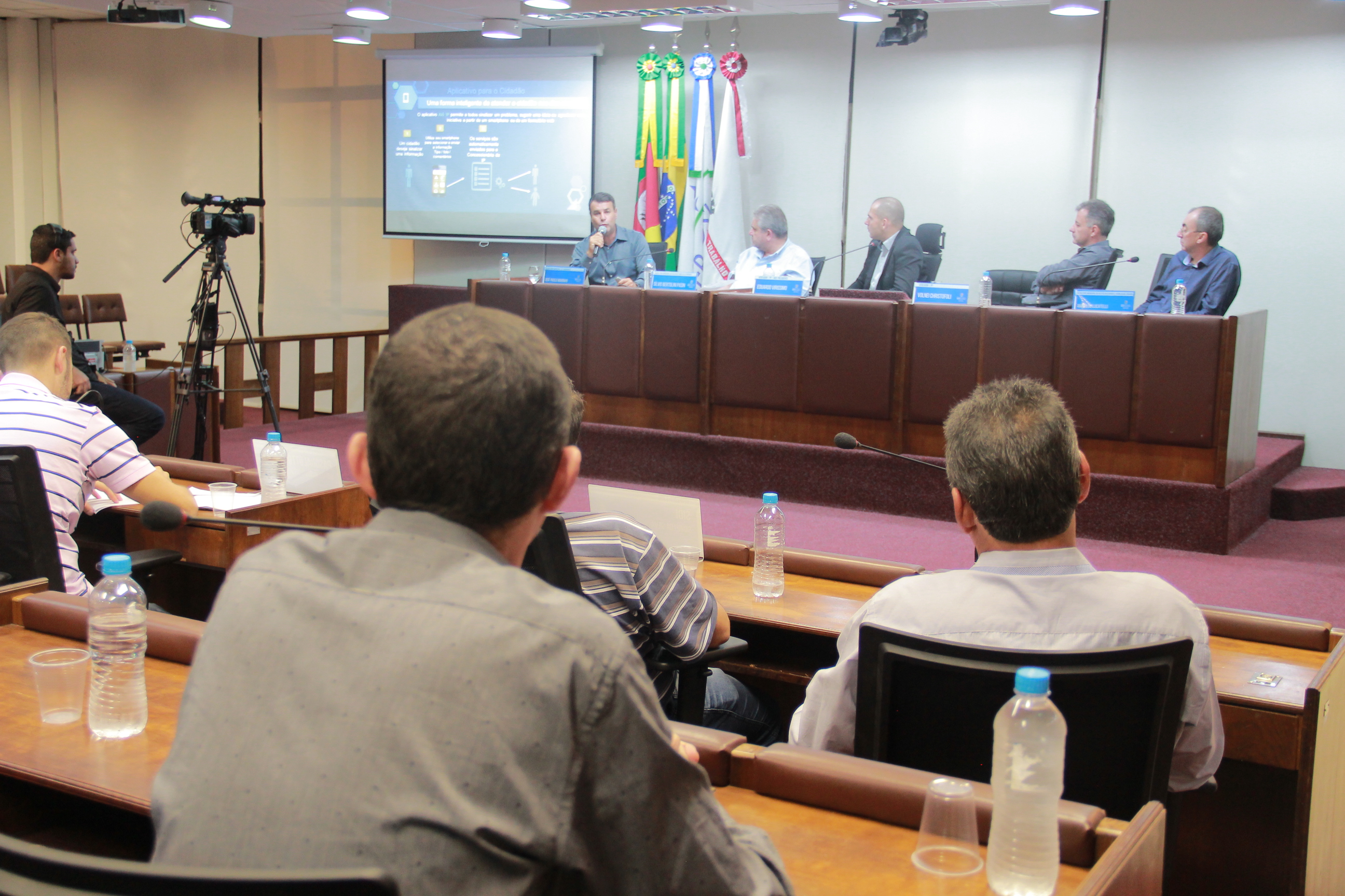 Iluminação Pública é debatida em audiência