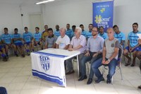 Legislativo acompanha apresentação do Esportivo