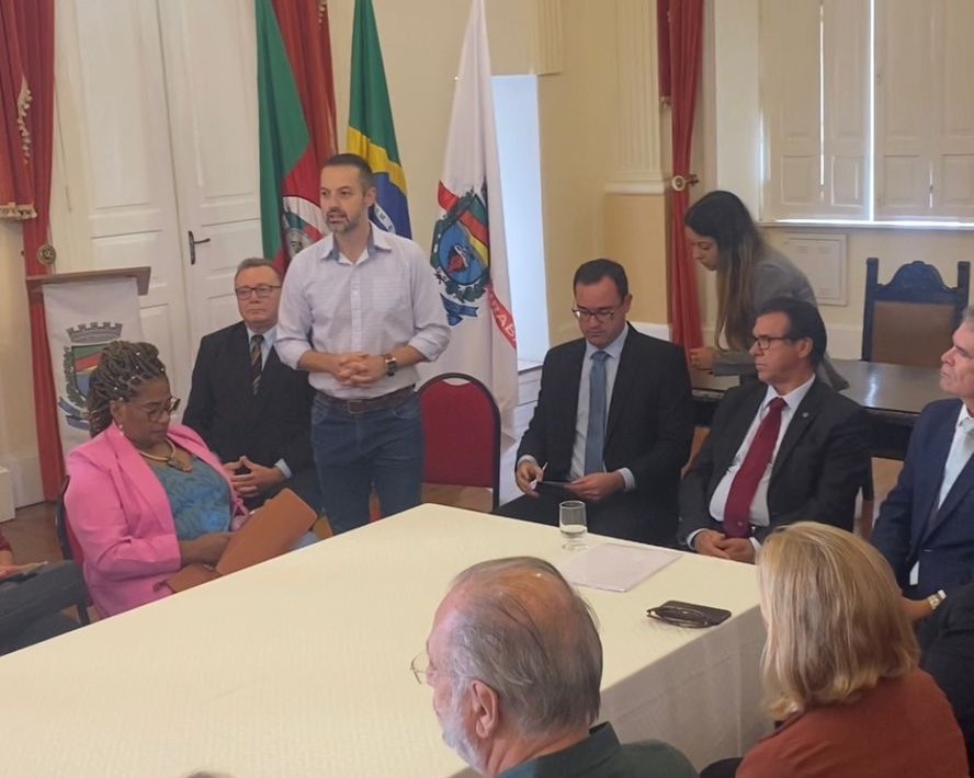 Presidente da Câmara pede que visita do Ministro Luiz Marinho à Bento Gonçalves resulte em uma Legislação que atenda a todos 