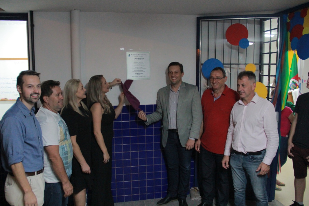 Câmara participa de inauguração da Escola Municipal Infantil Bom Pastor