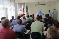 Vereadores participam de reunião com agricultores