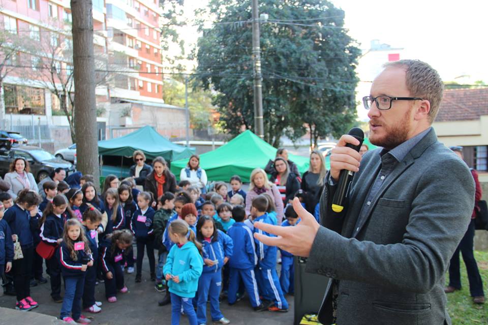 Vereadores presentes em evento educativo